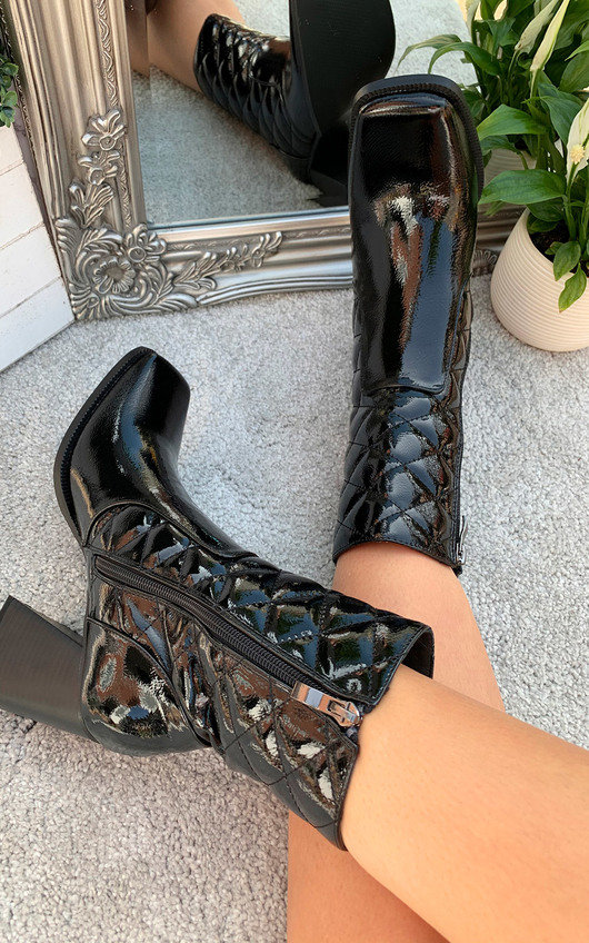 heeled ankle boots