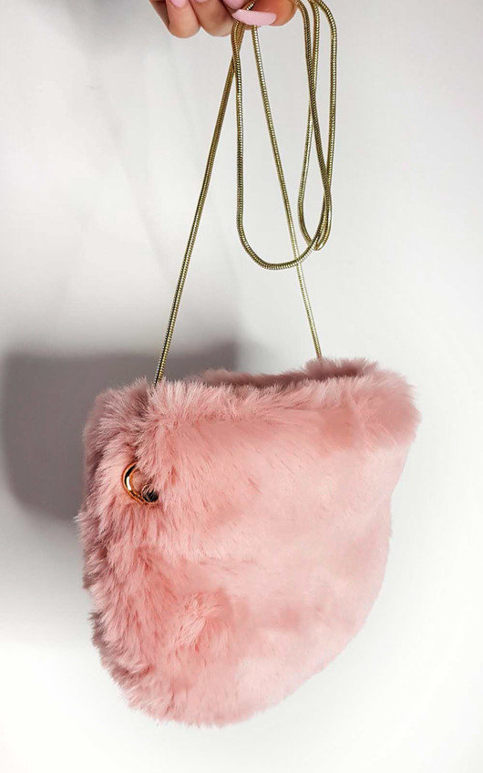 Milie Fluffy Shoulder Bag in Pink ikrush