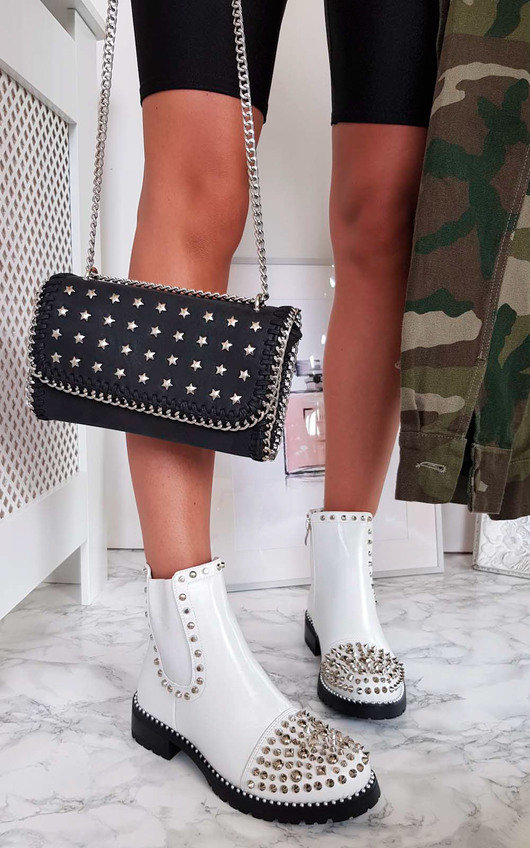 ikrush studded boots