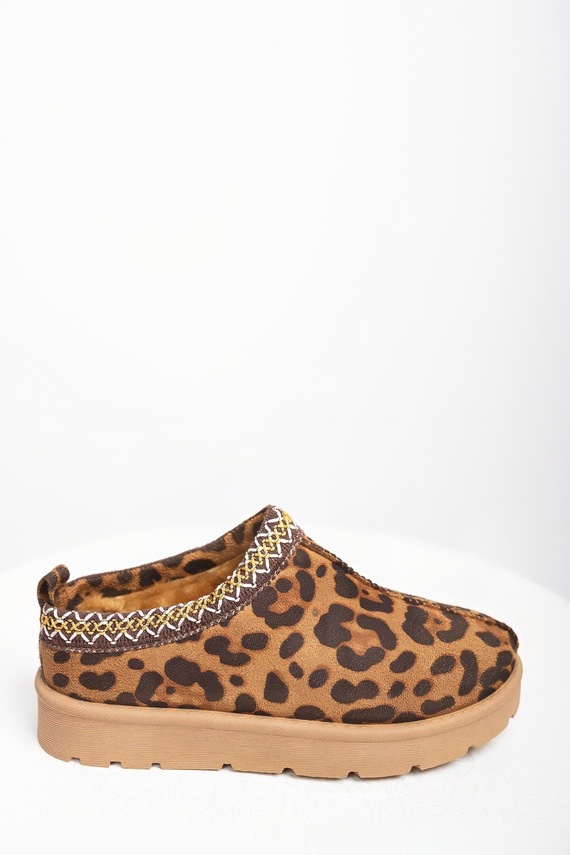 iKrush Slipper Wildleder Hausschuhe mit Ziernähten Slipper mittlerer Absatz normal - Bild 11 von 20